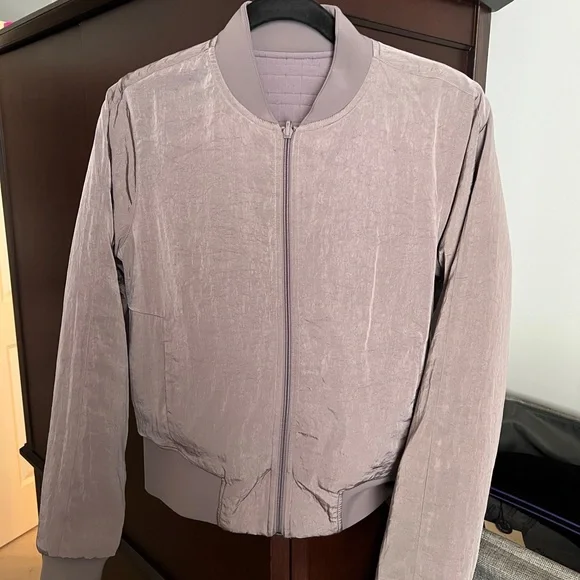 Lululemon reversible bomber jacket - Picture 2 of 3